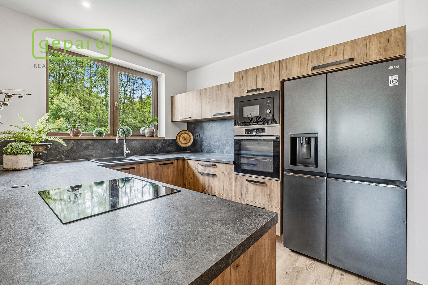 Prodej domu 143 m² s pozemkem 802 m² — photo 3