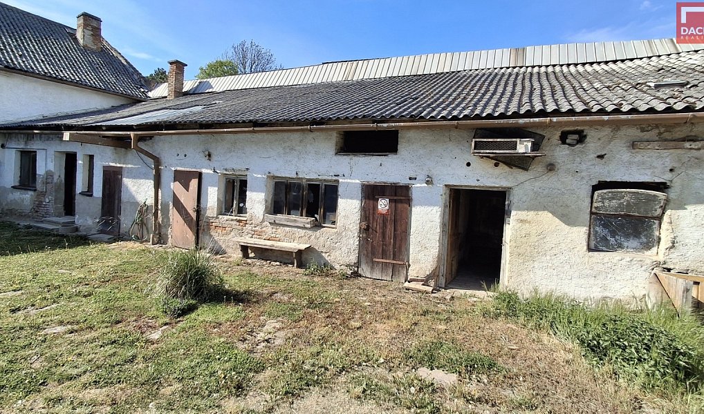 Prodej domu 536 m² s pozemkem 2 011 m², Tršice – náhled fotky 3