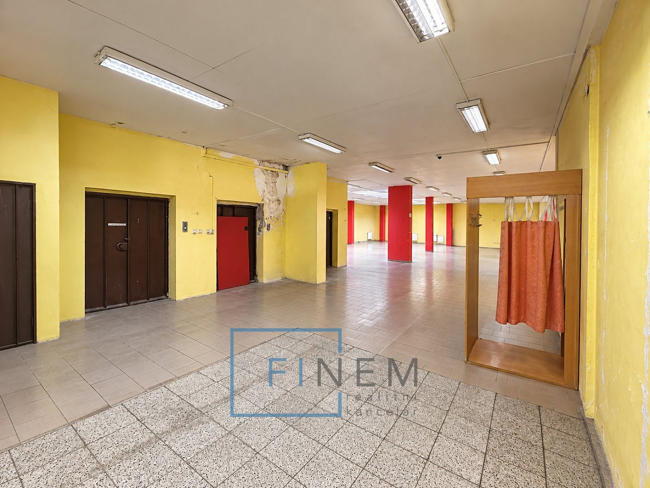 Pronájem obchodních prostor 410 m² – fotografie 5