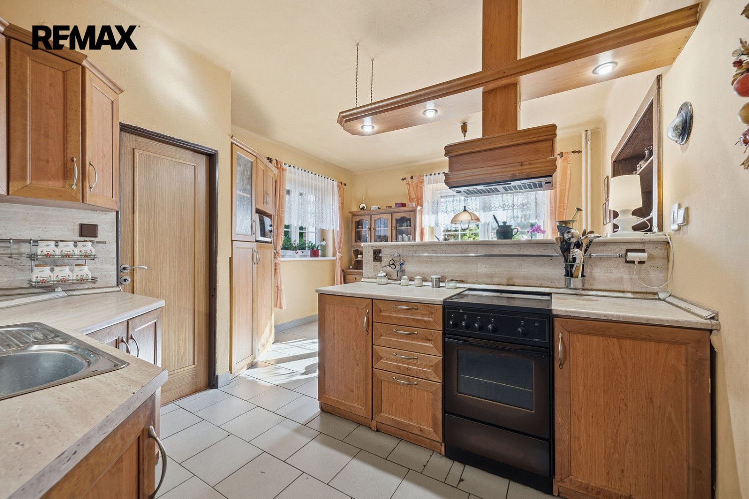 Prodej domu 197 m² s pozemkem 2 250 m² – fotografie 5