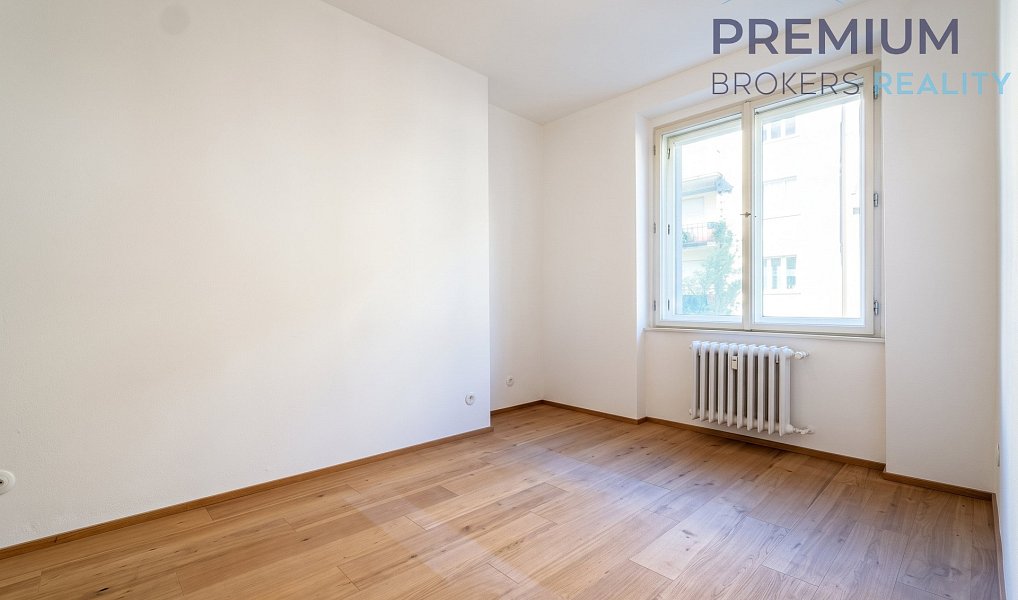 Pronájem bytu 2+kk 43 m², Praha – náhled fotky 14