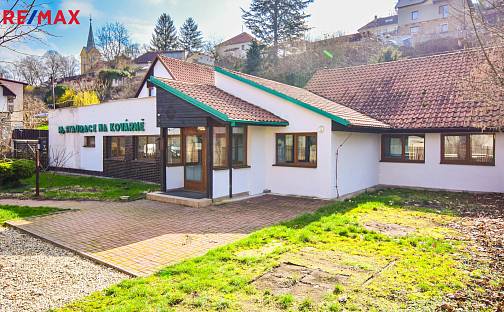 Prodej domu 655 m² s pozemkem 1 747 m², U Kovárny, Všenory, okres Praha-západ