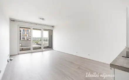 Pronájem bytu 1+kk 32 m²