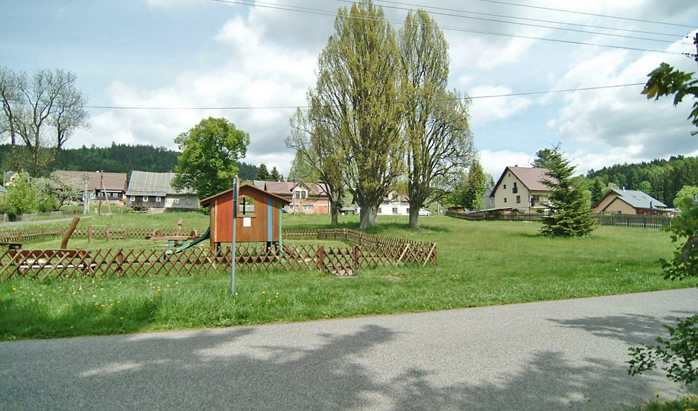 Prodej domu 418 m² s pozemkem 1 134 m², Tanvald – náhled fotky 36