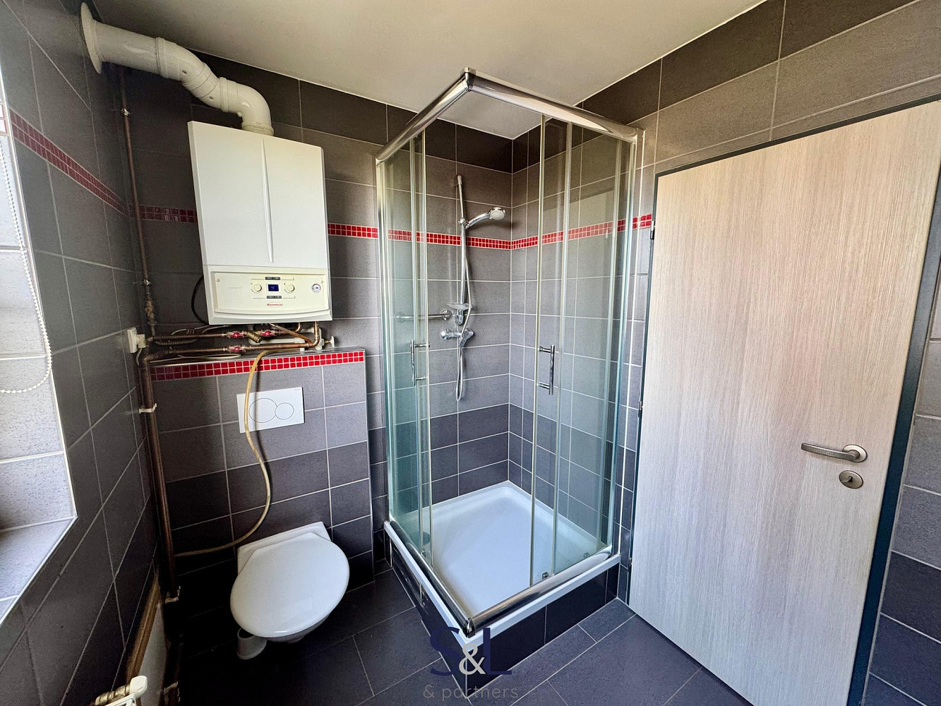 Pronájem bytu 2+kk 37 m² – fotografie 4