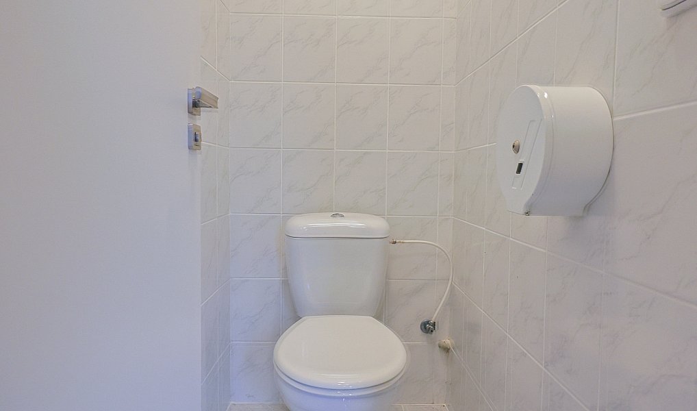 Pronájem obchodních prostor, Dvůr Králové nad Labem – náhled fotky 18