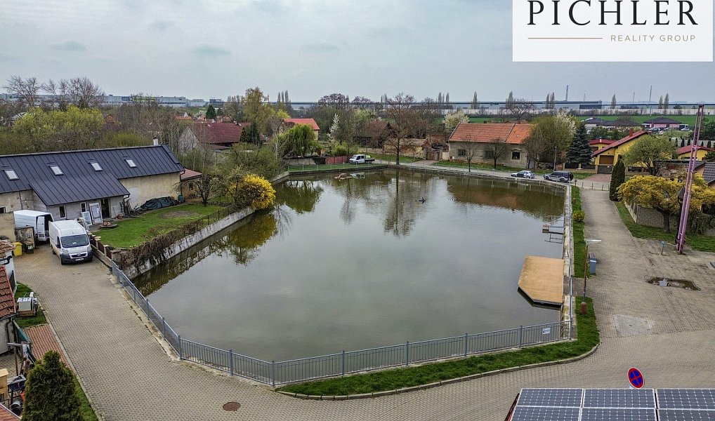 Prodej domu 171 m² s pozemkem 226 m², Úžice – náhled fotky 46