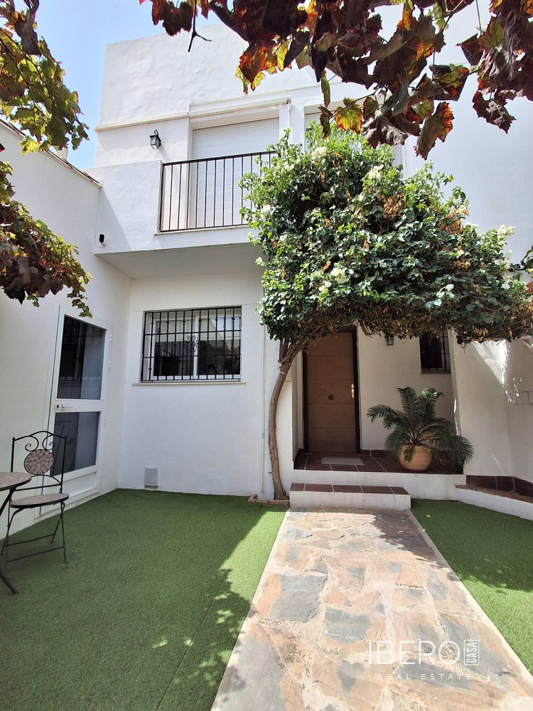 Prodej domu 142 m² s pozemkem 91 m²