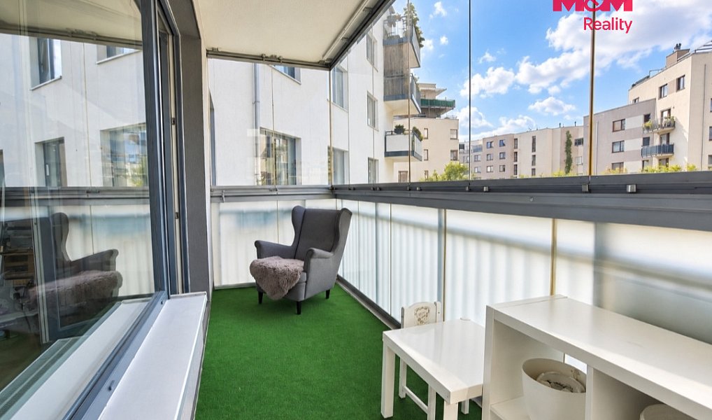 Pronájem bytu 2+kk 57 m², Praha – náhled fotky 8