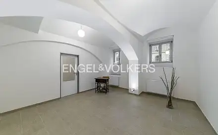 Pronájem bytu 2+1 58 m², Legerova, Praha 2 - Nové Město