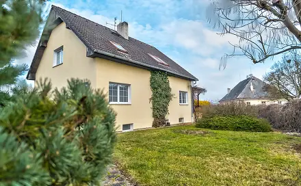 Prodej domu 170 m² s pozemkem 1 193 m², K Zámku, Nižbor, okres Beroun