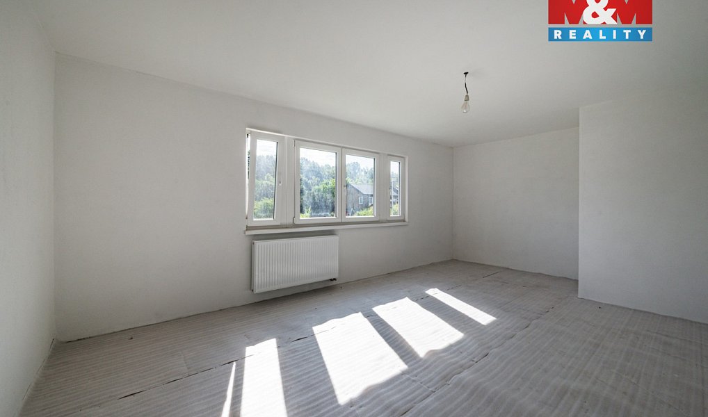 Prodej domu 130 m² s pozemkem 662 m², Dasnice – náhled fotky 3
