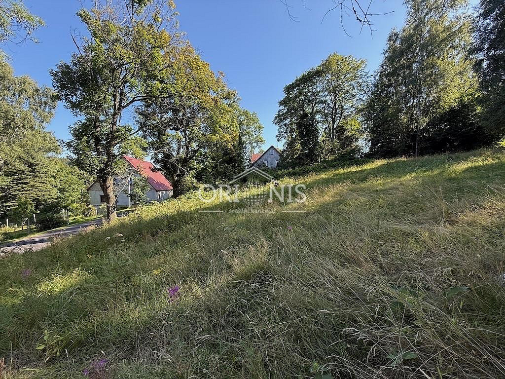 Prodej stavebního pozemku 800 m² — photo 2