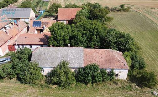 Prodej domu 170 m² s pozemkem 2 569 m², Běhařovice, okres Znojmo