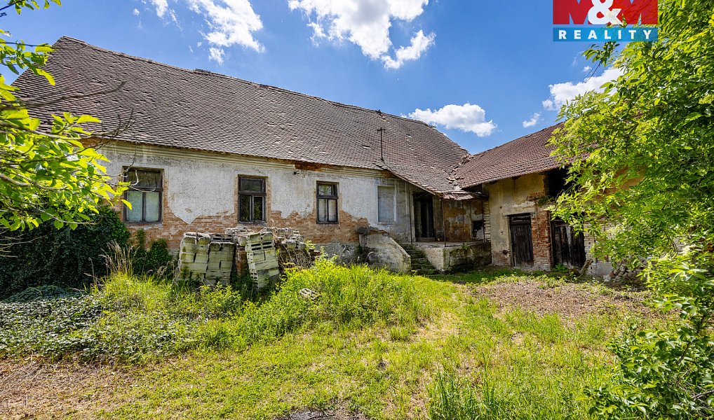 Prodej domu 330 m² s pozemkem 43 267 m², Moravany – náhled fotky 24
