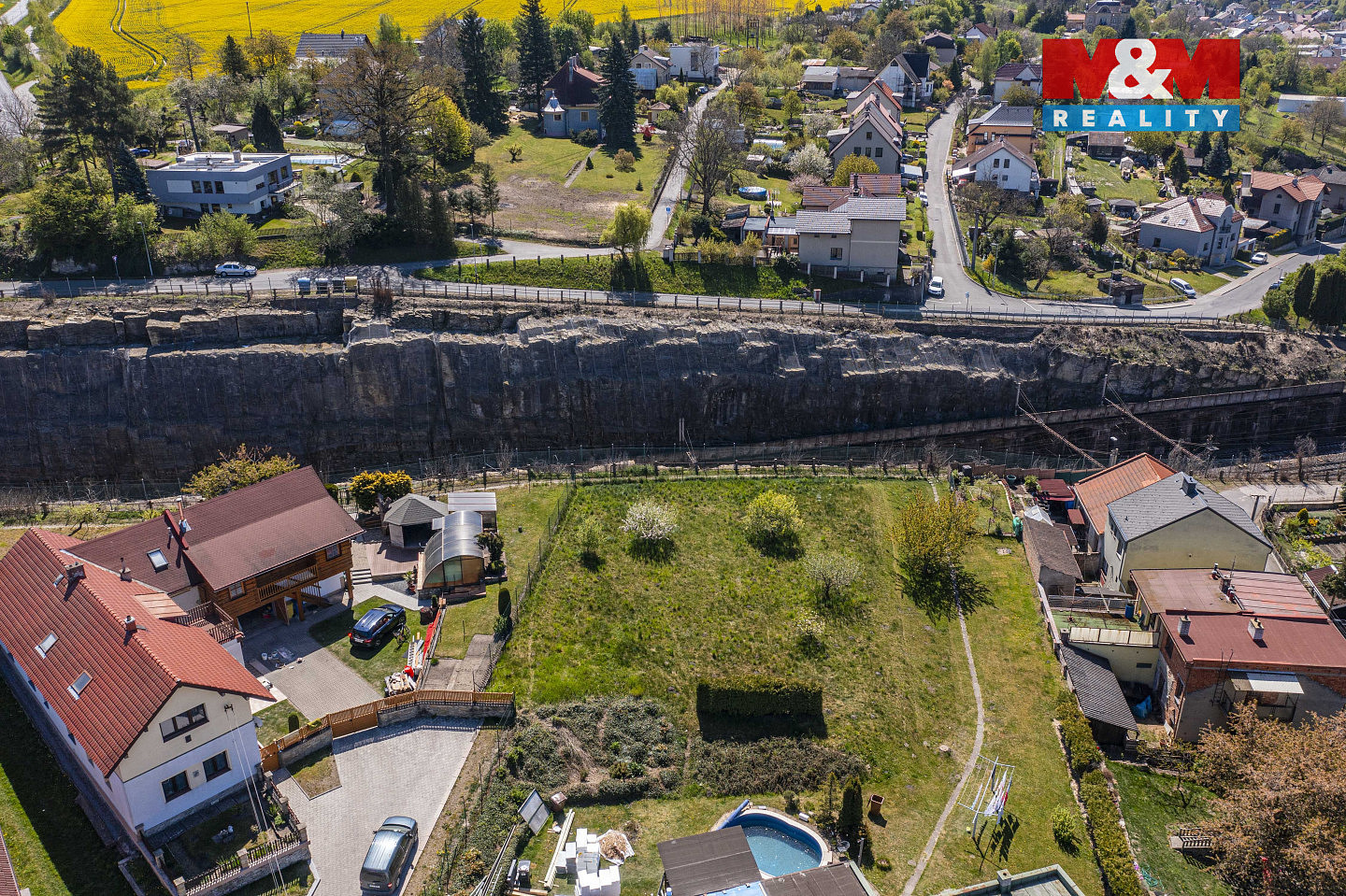 Prodej stavebního pozemku 1 000 m² — photo 2