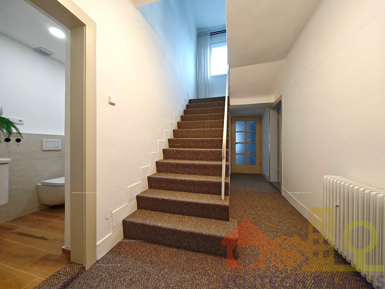 Prodej domu 200 m² s pozemkem 1 772 m² – fotografie 4