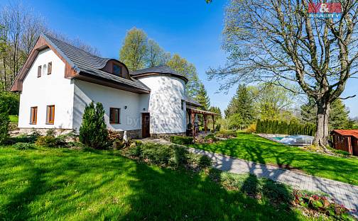 Prodej domu 168 m² s pozemkem 1 715 m², Zbinohy, okres Jihlava