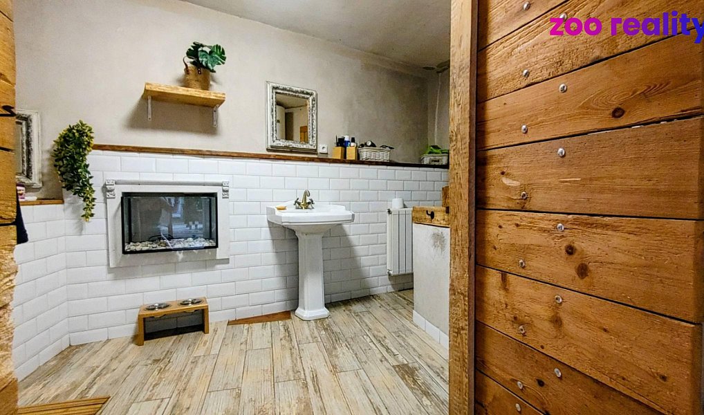 Prodej domu 130 m² s pozemkem 1 170 m², Třešovice – náhled fotky 14