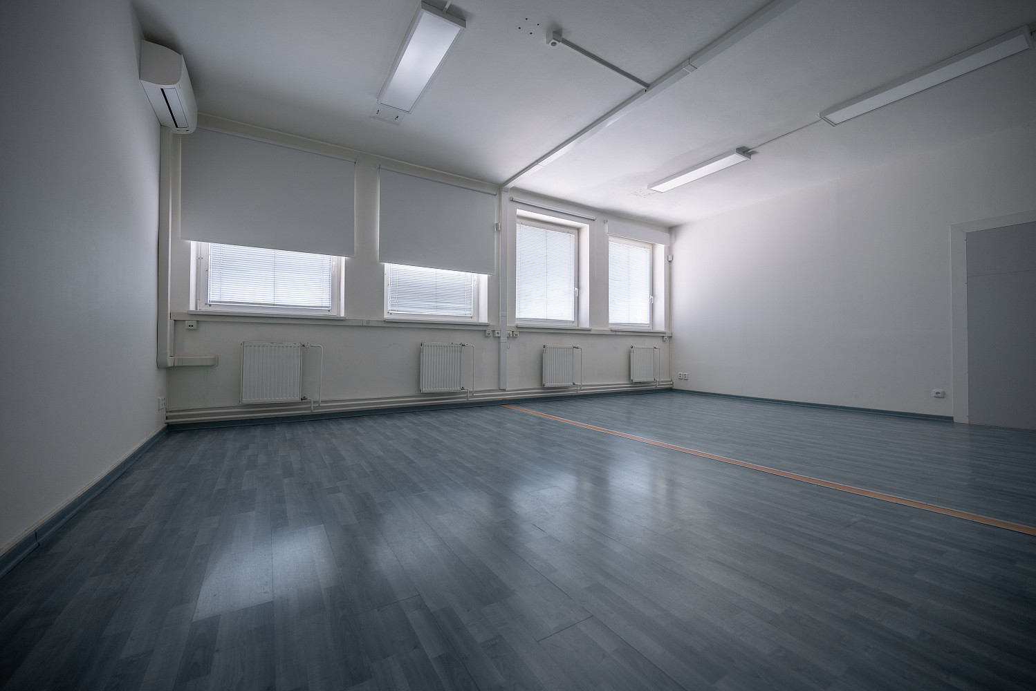 Pronájem kanceláře 135 m² — photo 5