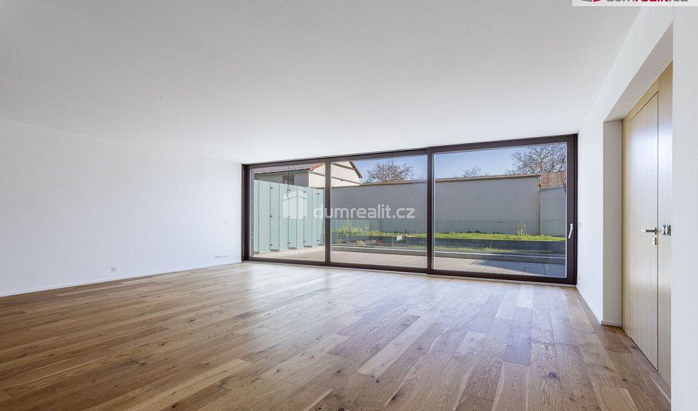 Prodej domu 378 m² s pozemkem 360 m², Praha – náhled fotky 6