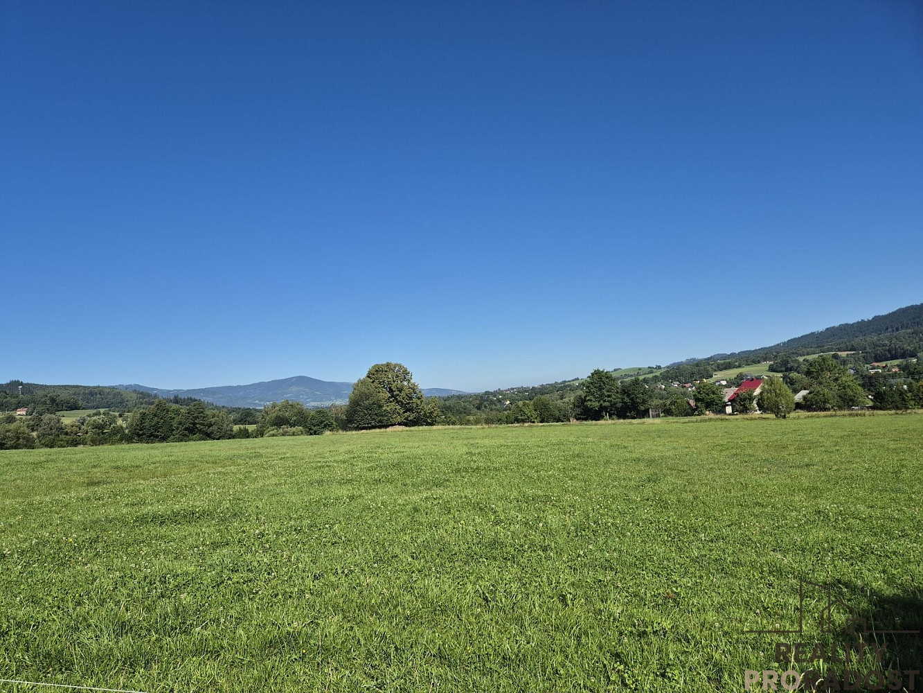 Pronájem zahrady 1 755 m²
