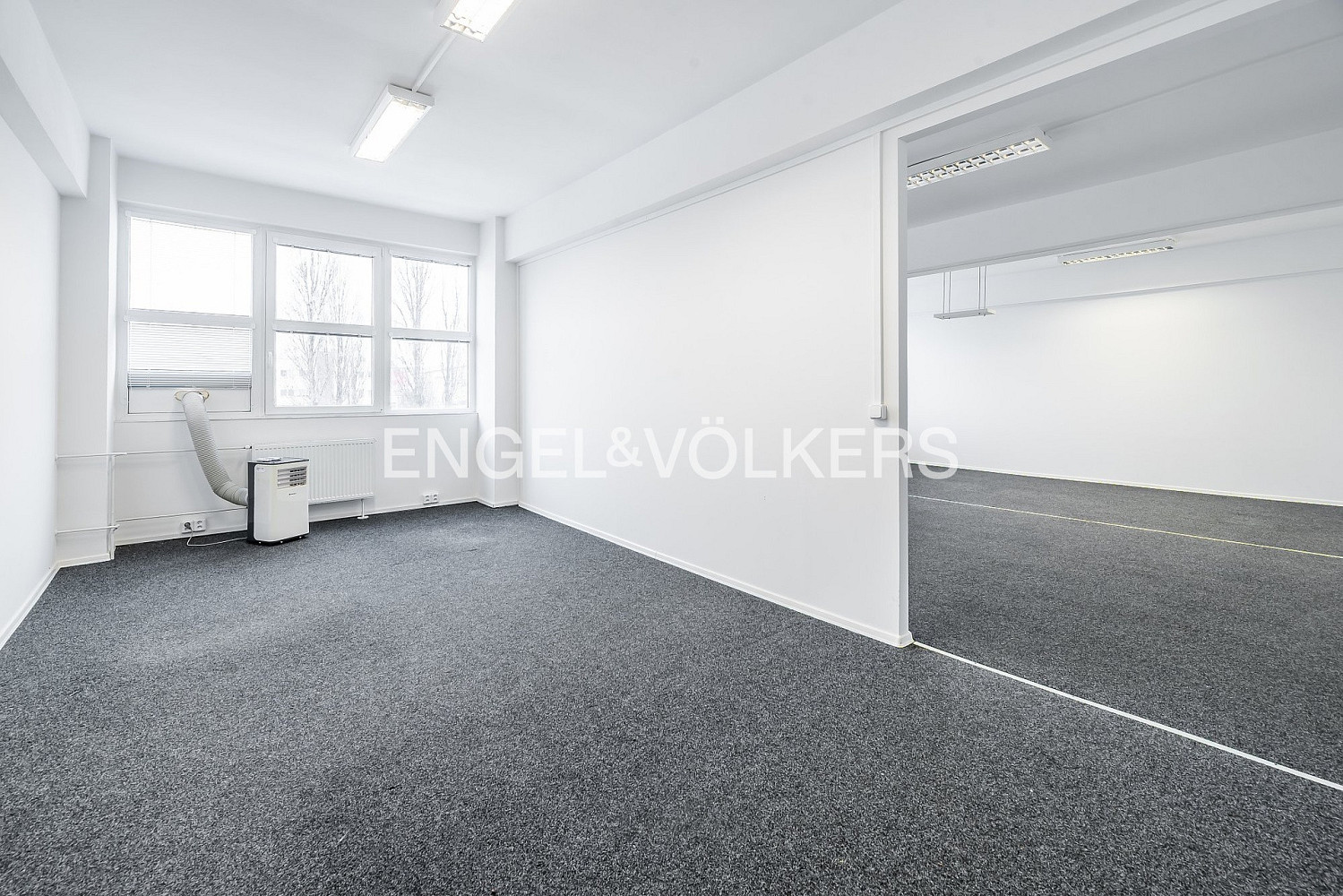 Pronájem kanceláře 78 m² – fotografie 3