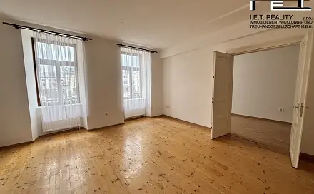 Pronájem bytu 2+1 89 m², Zámecké nám., Frýdek-Místek - Frýdek