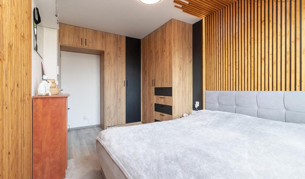 Prodej bytu 3+kk 85 m², Polerady – náhled fotky 7
