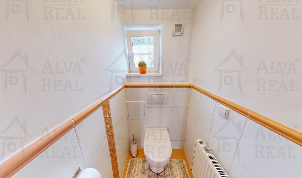 Prodej domu 141 m² s pozemkem 984 m², Dolní Kounice – náhled fotky 12