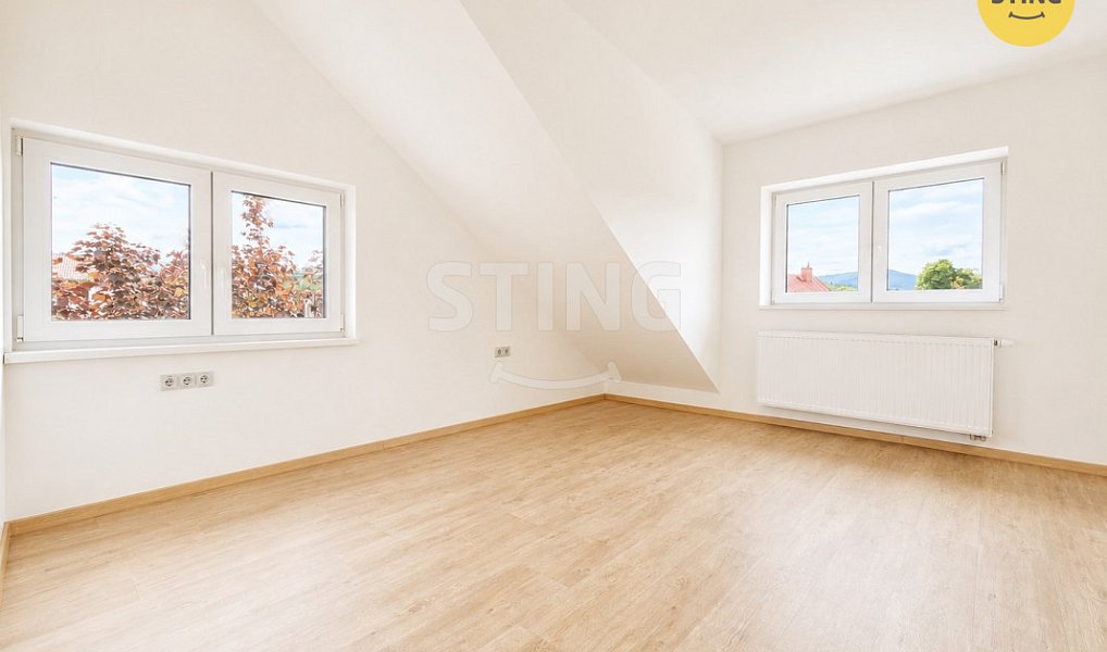 Pronájem bytu 2+1 70 m², Jablunkov – náhled fotky 2