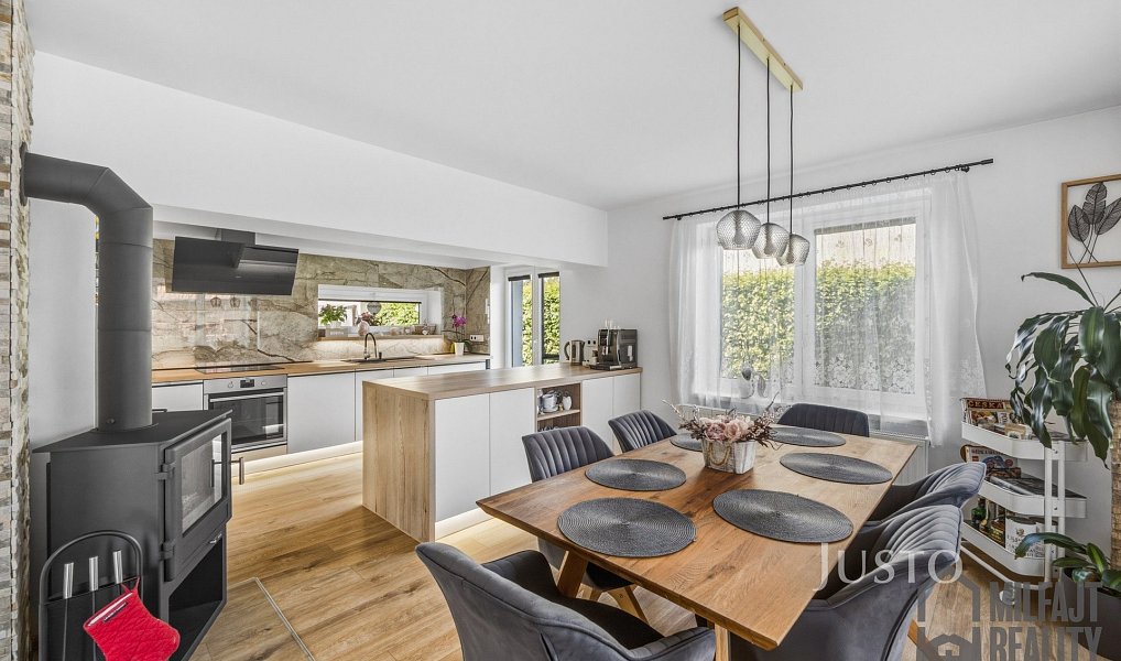 Prodej domu 205 m² s pozemkem 1 469 m², Jindřichovice pod Smrkem – náhled fotky 3