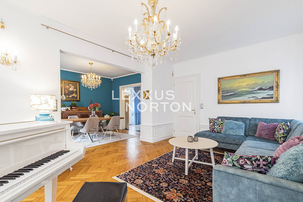 Prodej domu 289 m² s pozemkem 365 m² – pohled 3