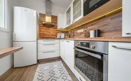 Prodej bytu 3+1 72 m², Brno - Lesná