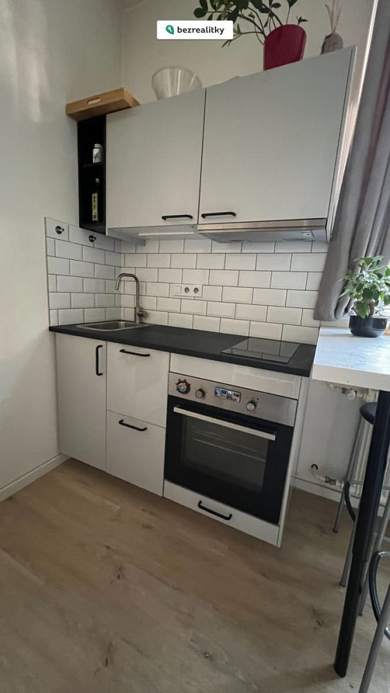 Prodej bytu 1+kk 21 m² – fotografie 4