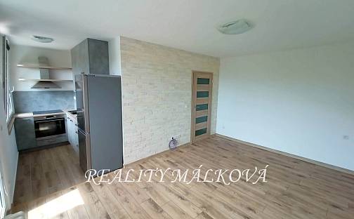 Pronájem bytu 1+kk 34 m², kpt. Bartoše, Pardubice - Polabiny