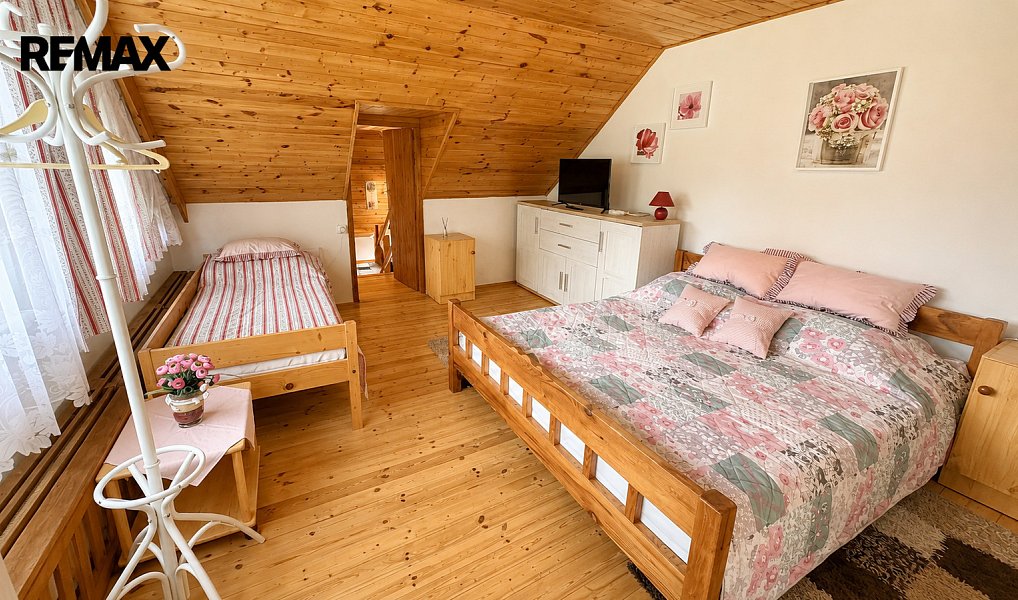 Prodej ubytovacího objektu 474 m², Litohošť – náhled fotky 19