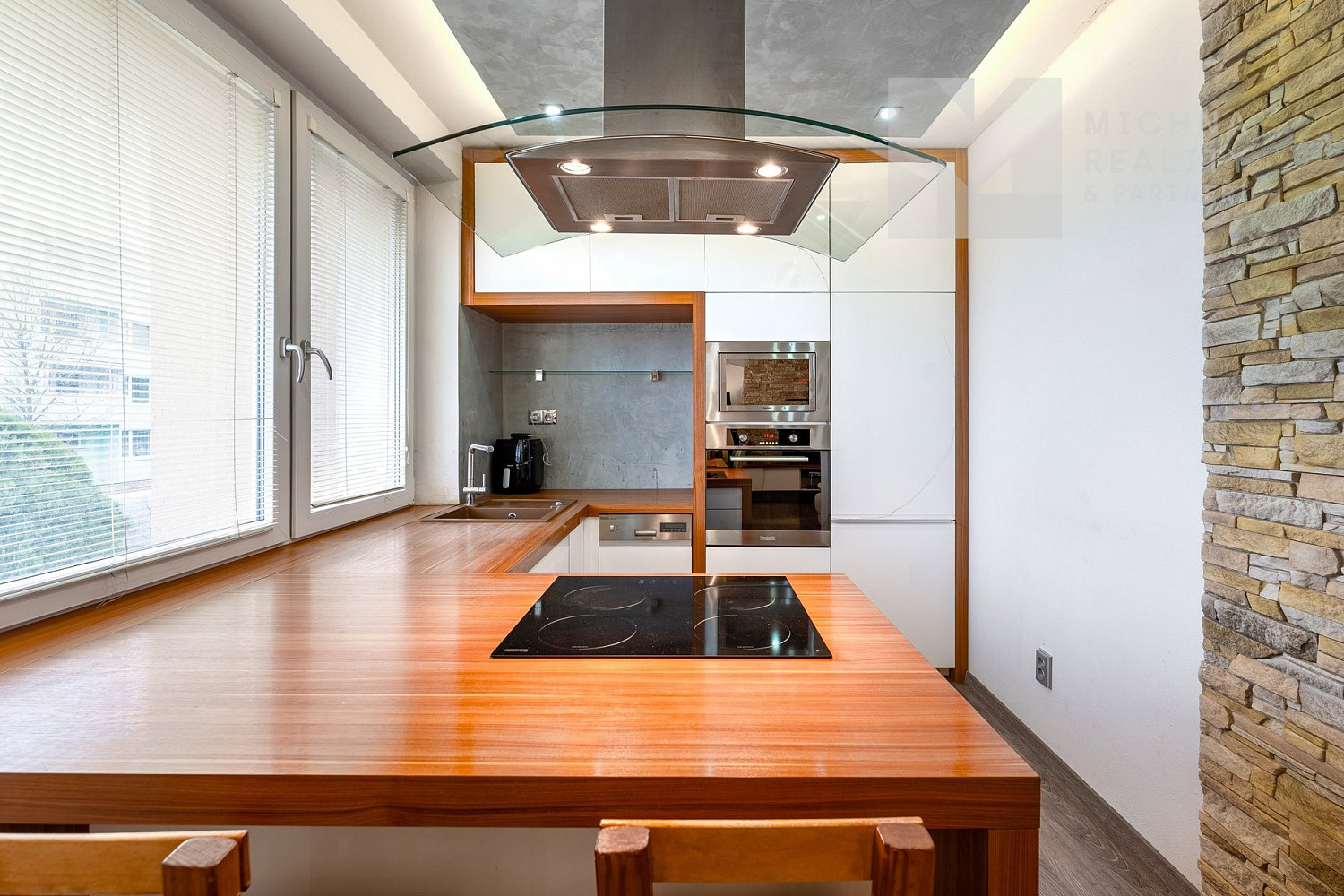 Prodej bytu 3+kk 73 m² — photo 4