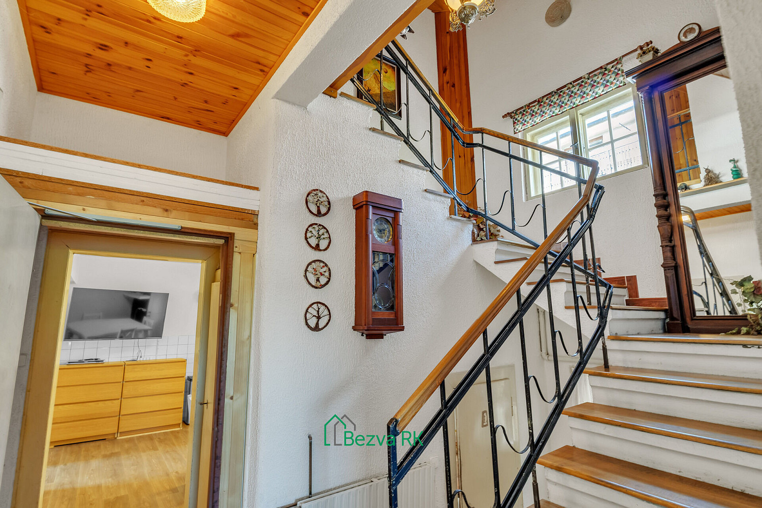 Prodej domu 224 m² s pozemkem 542 m² – fotografie 4