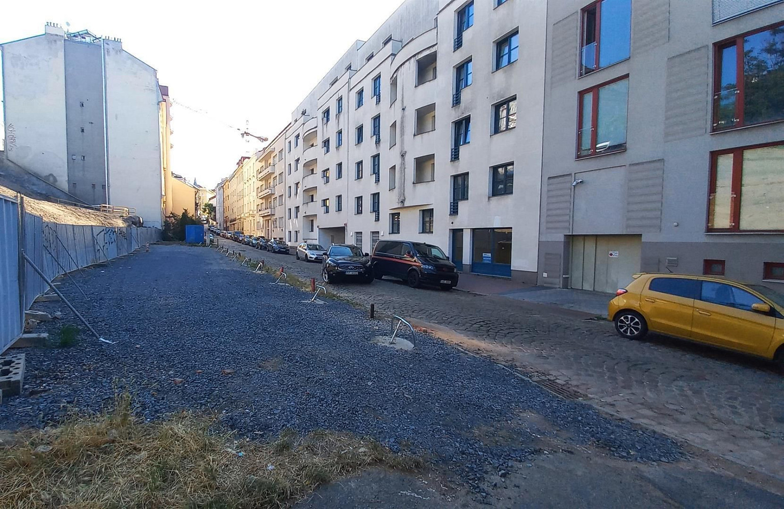 Pronájem venkovního parkovacího stání – fotografie 2