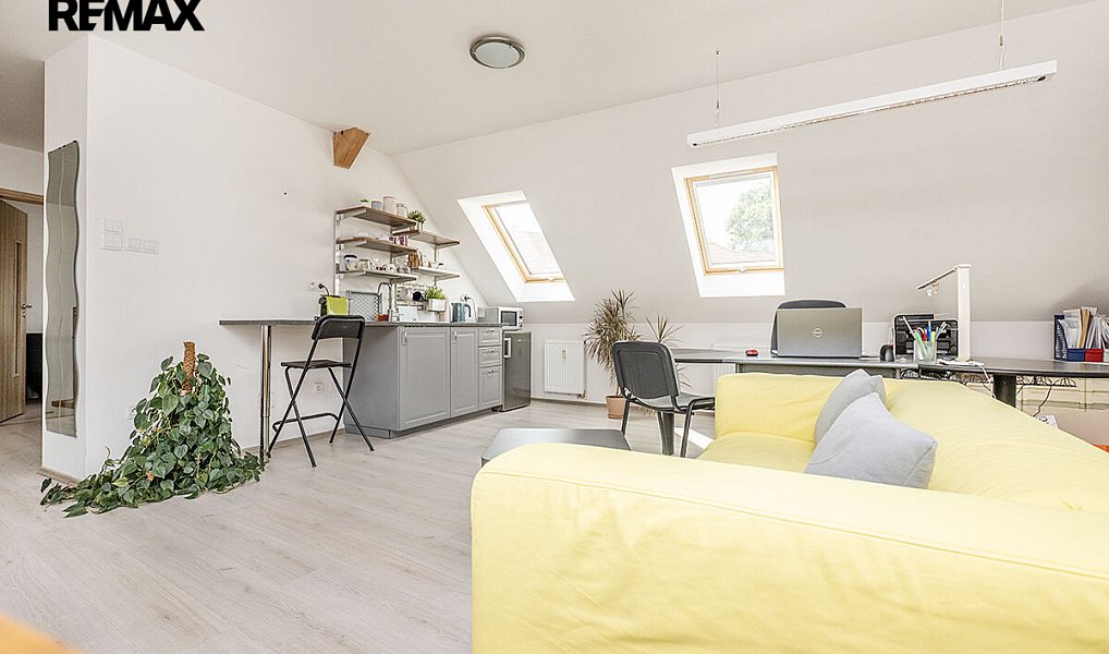 Pronájem kanceláře 75 m², Písek – náhled fotky 10