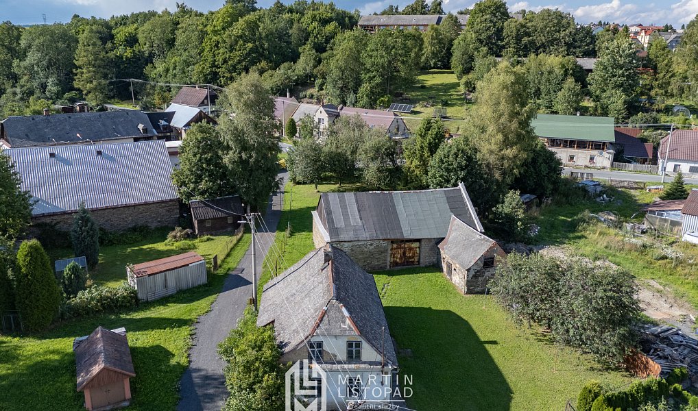 Prodej stavebního pozemku 1 379 m², Dvorce – náhled fotky 18