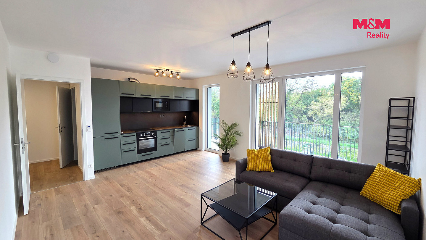 Pronájem bytu 2+kk 61 m² – fotografie 2