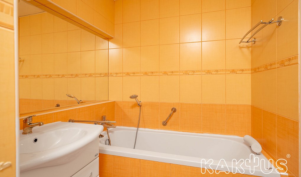 Pronájem bytu 3+1 71 m², Vratimov – náhled fotky 2