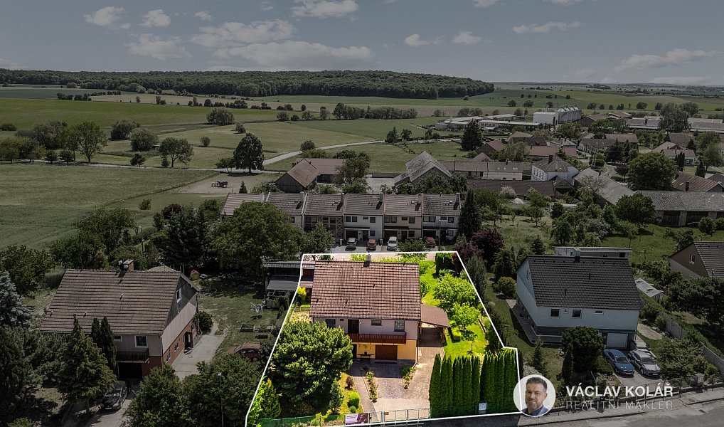Prodej domu 310 m², Třebnouševes – náhled fotky 15