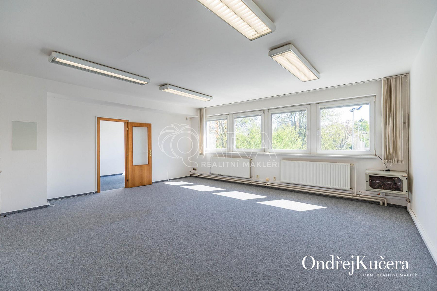 Pronájem kanceláře 191 m²