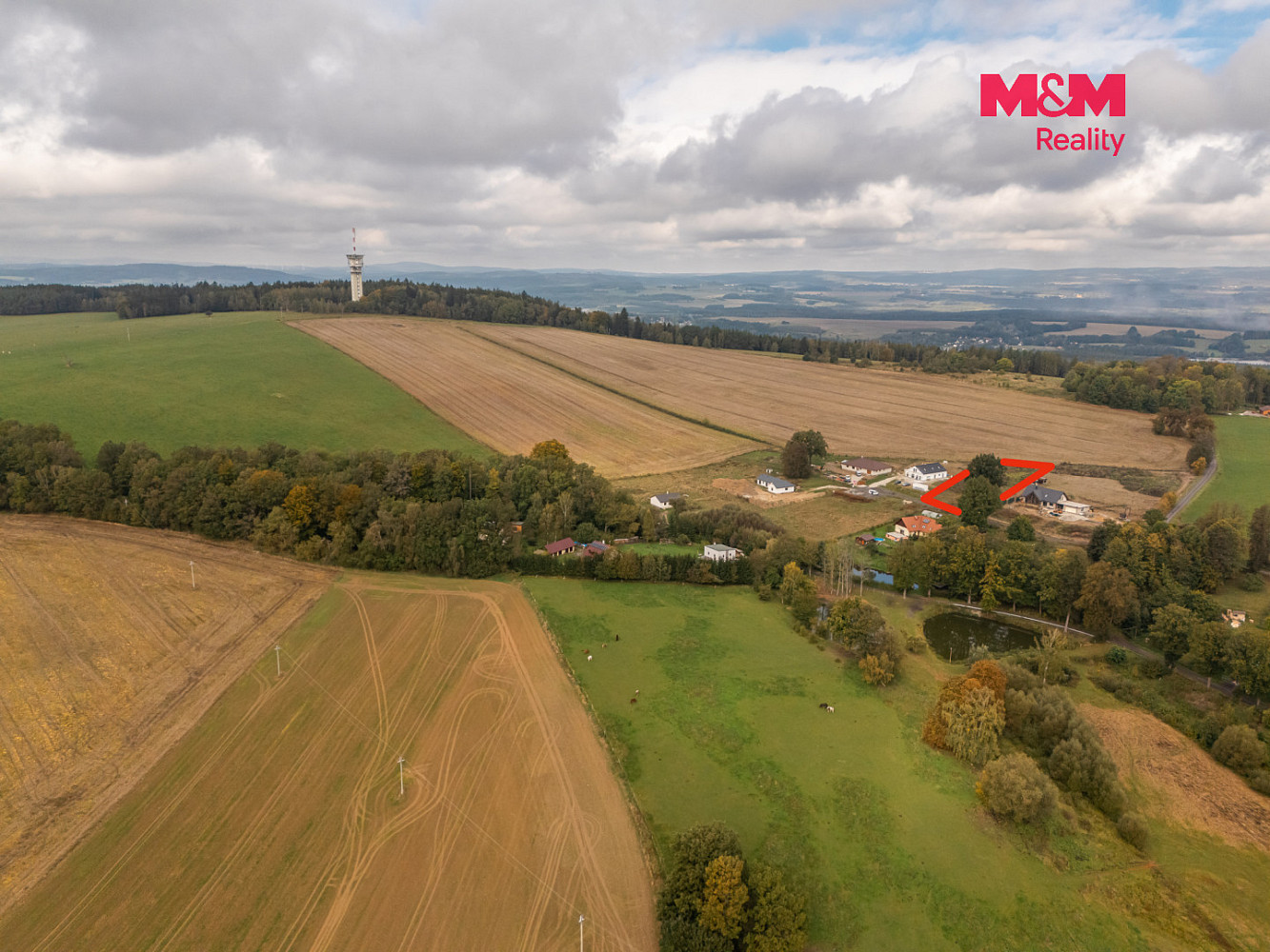 Prodej stavebního pozemku 2 705 m² – fotografie 3