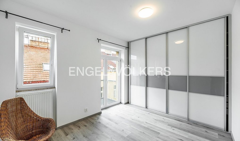 Pronájem bytu 2+kk 63 m², Praha – náhled fotky 4