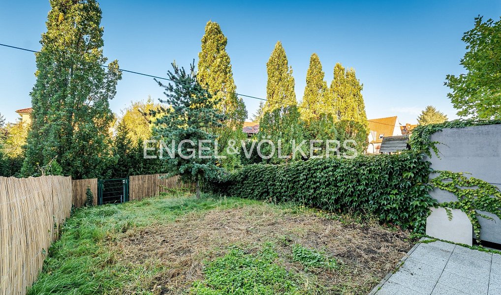 Pronájem bytu 2+kk 57 m², Praha – náhled fotky 3