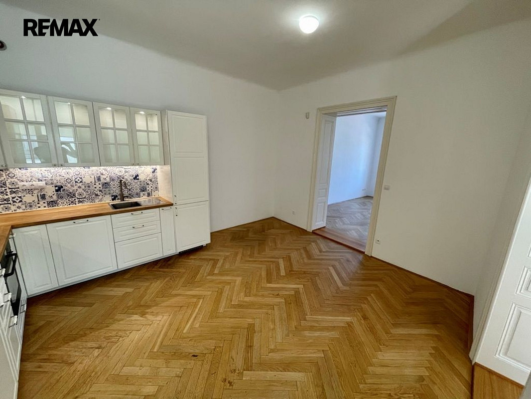 Pronájem bytu 3+1 75 m² – fotografie 3